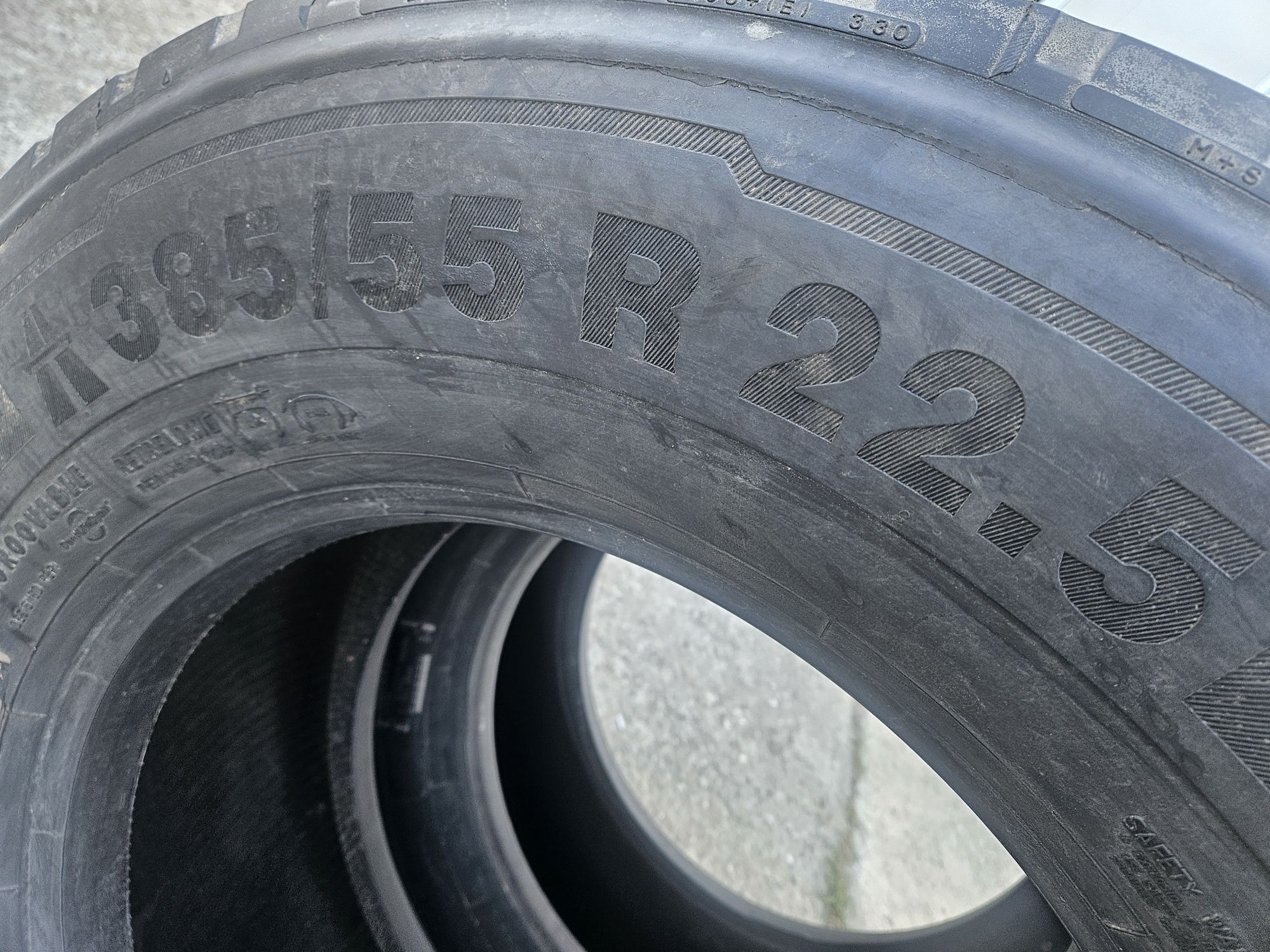 385/55 R22. 5, Anvelope resapate Bandag pe carcasa Continental