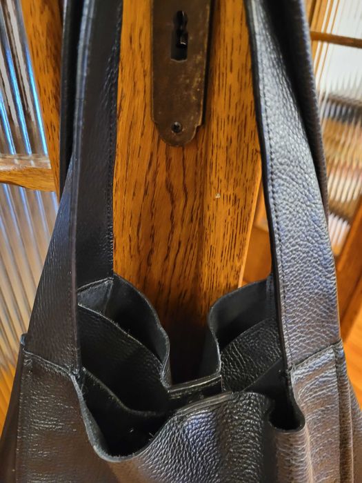 Geantă piele neagră (Tote bag), de umăr sau de mână, Zara, impecabilă