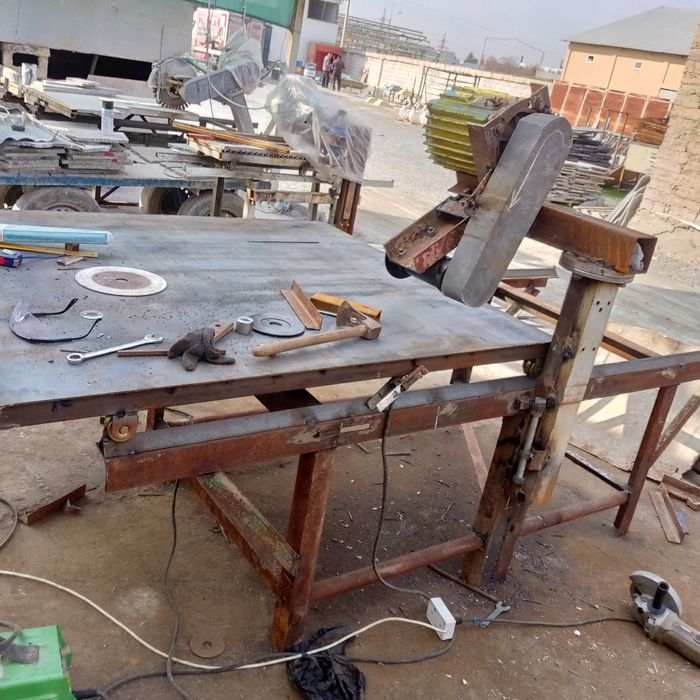 Marmar  va granit toshlar kesish uchun dastgoxlar yasab beramiz