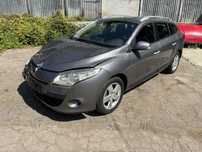 Renault Megan lll usor avariat,lovit porneste