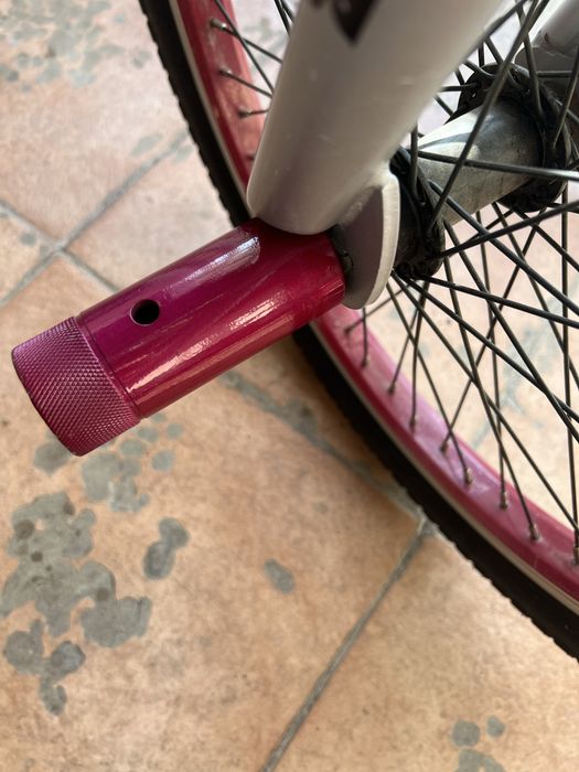 Vând bicicletă BMX DHS