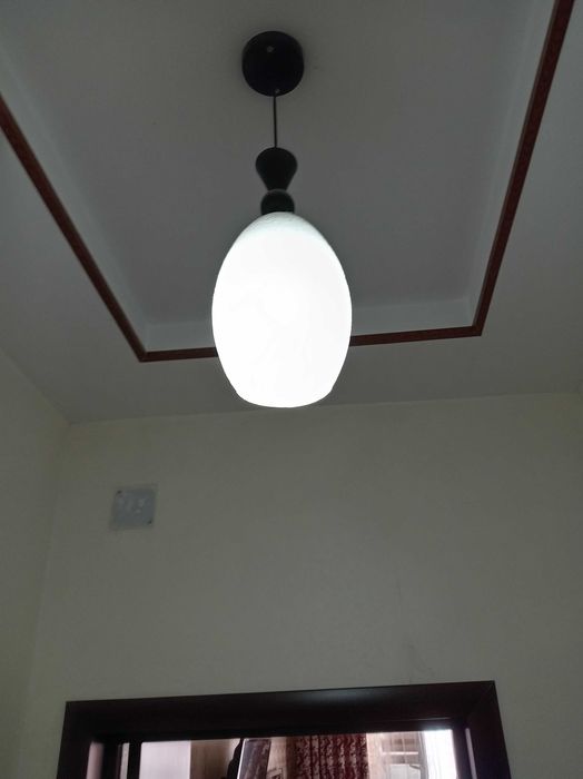 Люстра в хорошем состоянии