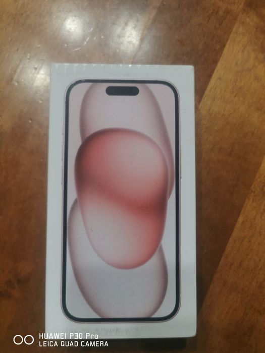 Продам iPhone 15