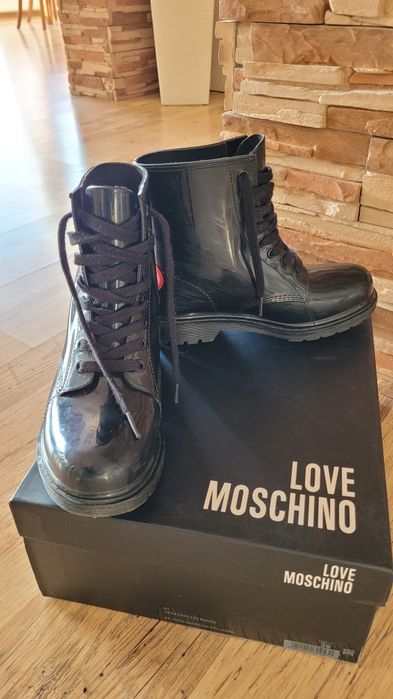 Дамски маркови боти Love Moshinоo