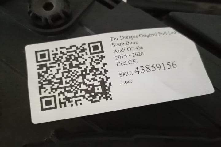 Фар Дясно Оригинален Пълен Лед В Добро Състояние Ауди / Audi Q7 4M , ,