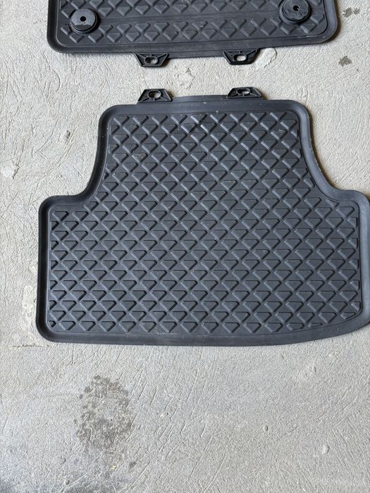 Covorase cauciuc originale VW Golf VII