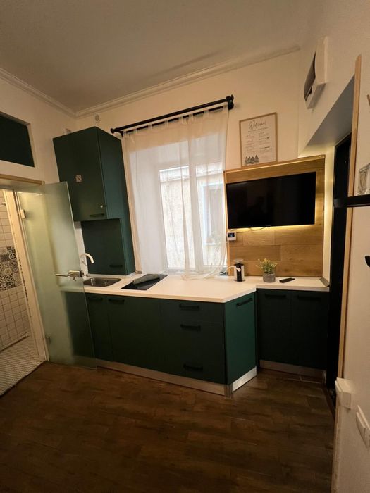 Vand garsoniera in centrul vechi Brasov