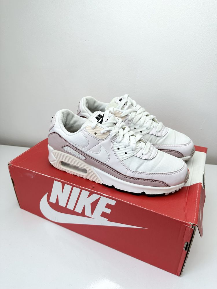 Nike Air Max 90 Дамски маратонки