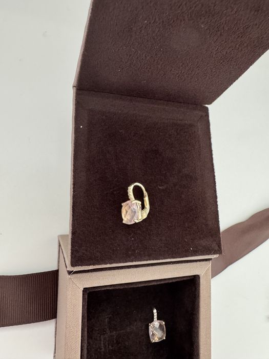 Cercei aur galben Teilor, Cruce aur alb Teilor