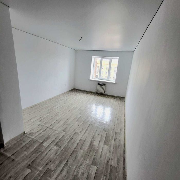 Продам однокомнатную квартиру в 10 мкрн возле САН СИТИ