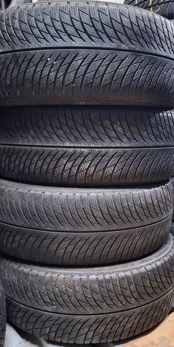 DOT2022! 235 55 19 Michelin alpin 5