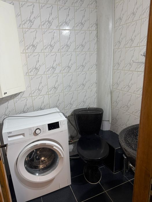 Vând apartament 3 camere Focșani, str. Bucegi, proprietar