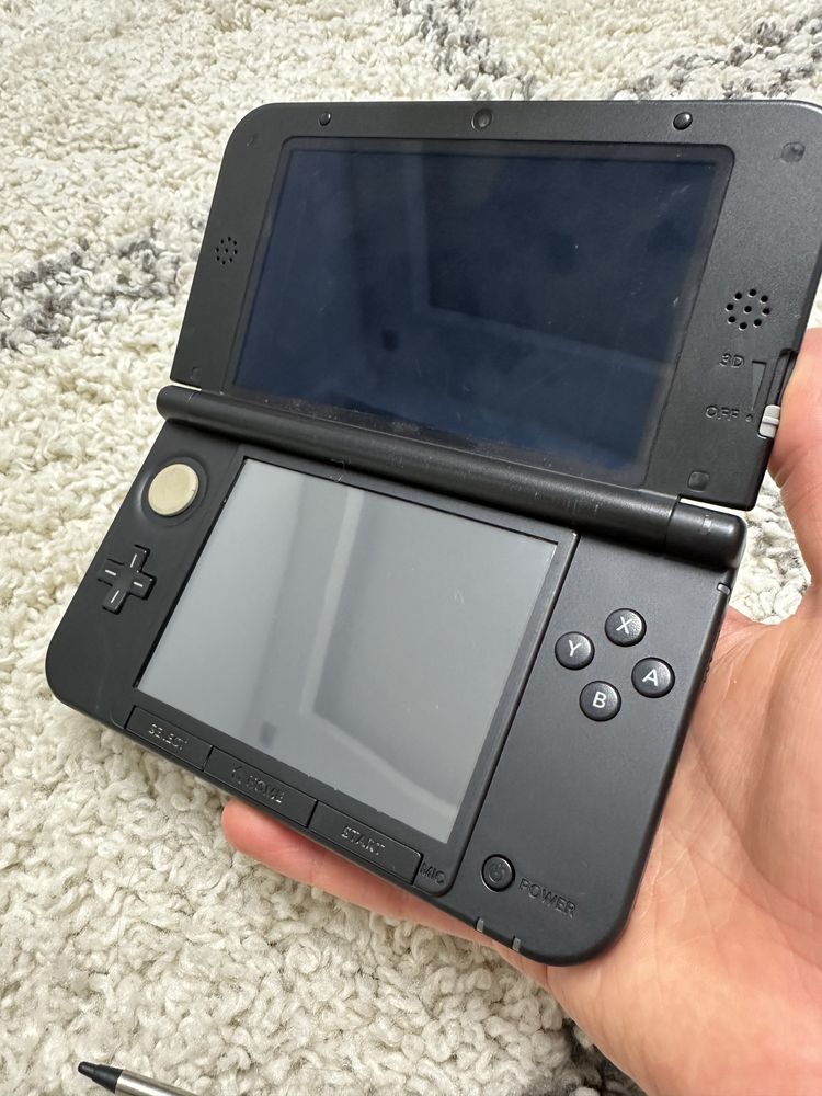 Nintendo 3ds xl - perfect functional + 3 jocuri cadou