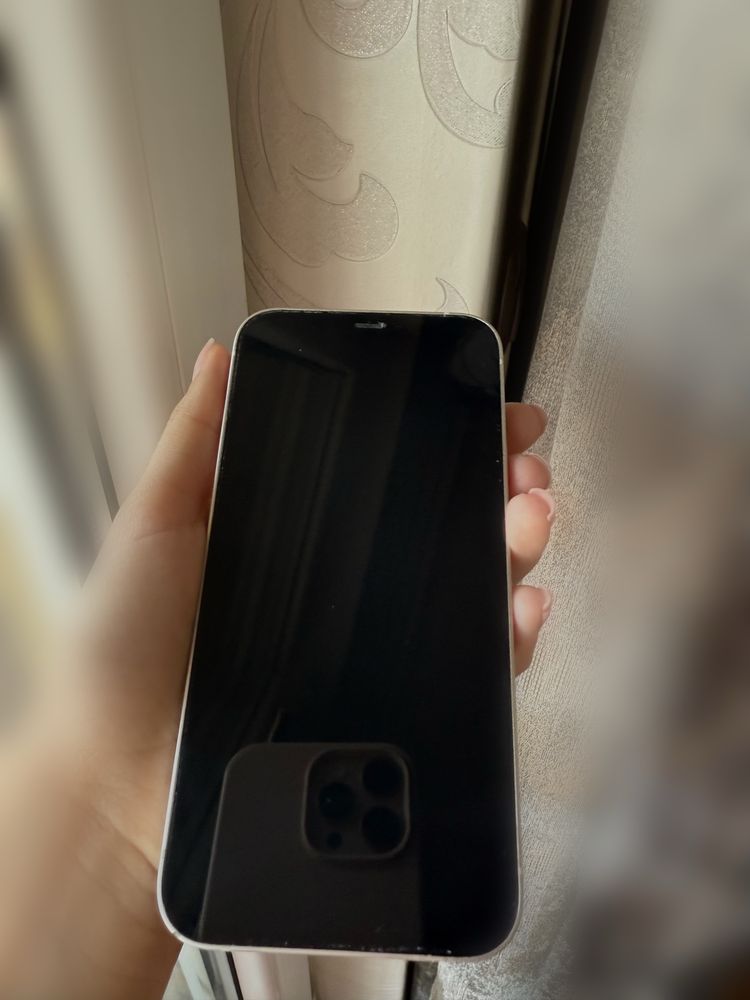 Iphone 12   64GB