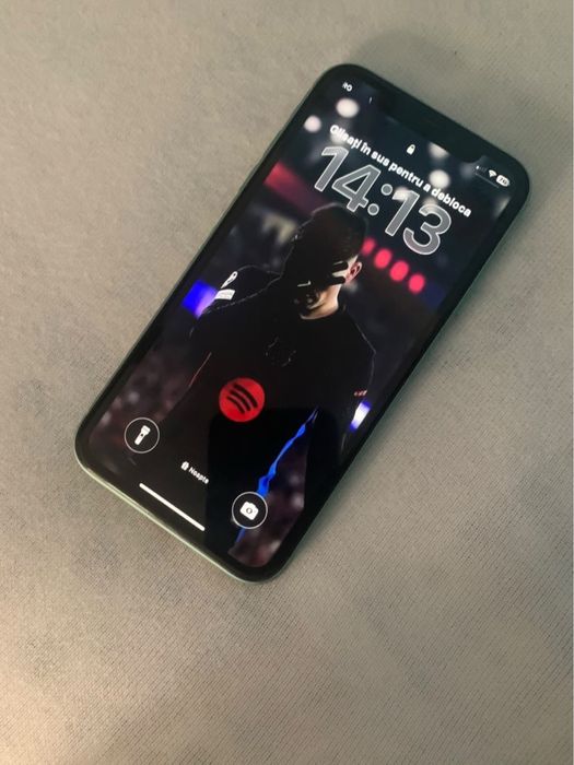 Vand iphone 11 64gb