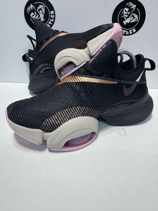 Маратонки NIKE AIR ZOOM SUPERREP .Номер 38.5