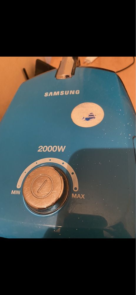 Samsung 2000. пылесос . На запчасти .