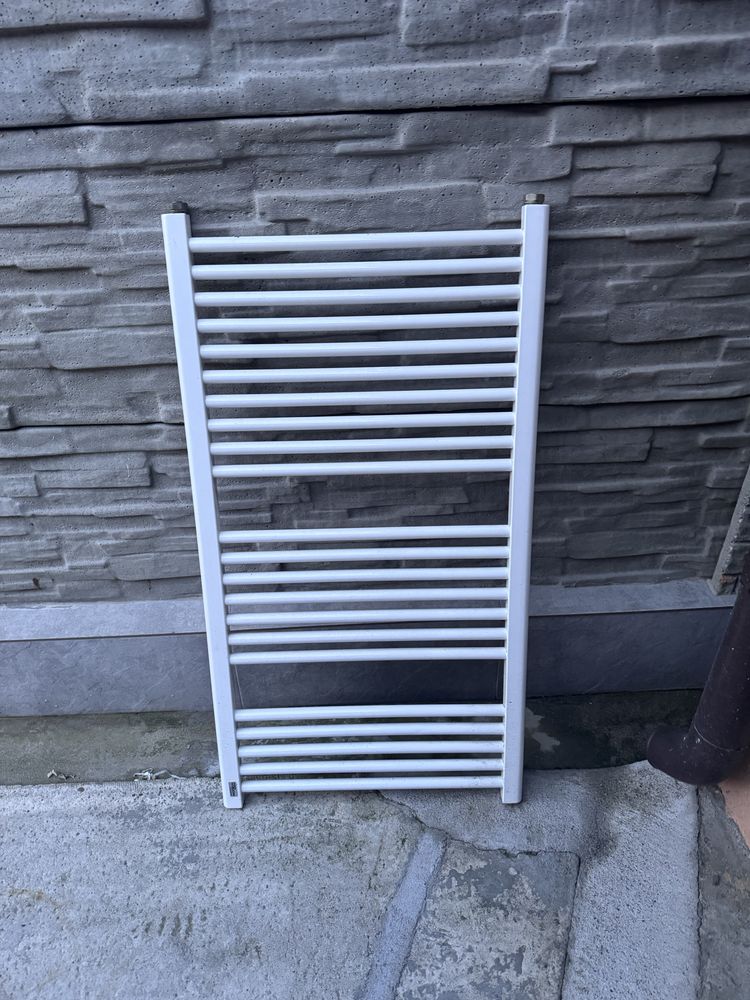Prosopar, radiator (calorifer) baie