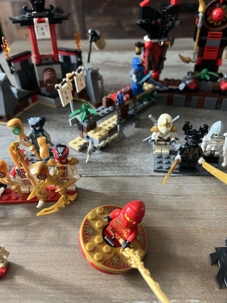 Lego Ninjago bulk ( фигурки + билд )