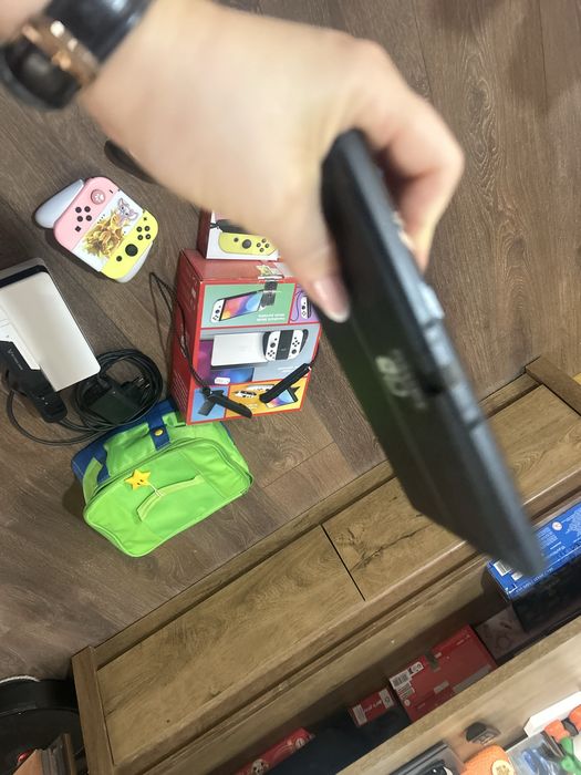 Nintendo switch 1 комплект