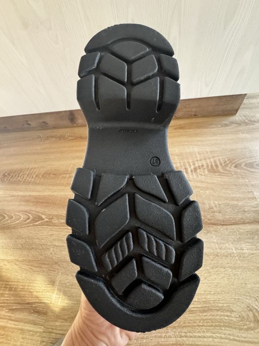 Зимни боти-чисто нови естествена кожа