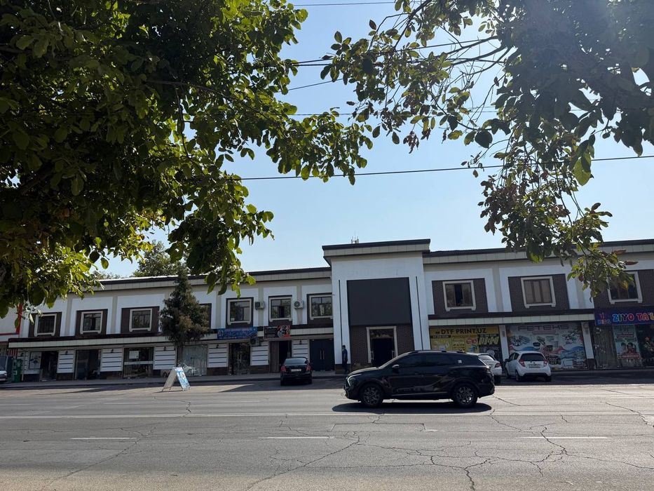 Нижилой фонд. 1600 м2.