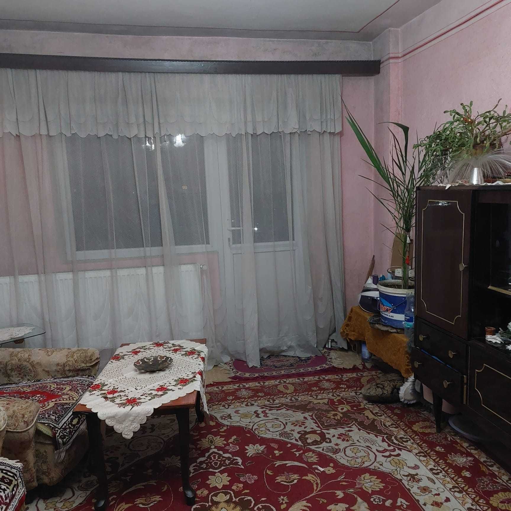 Apartament 4 camere, ultracentral, Rosiori de Vede | 79,65 mp utili