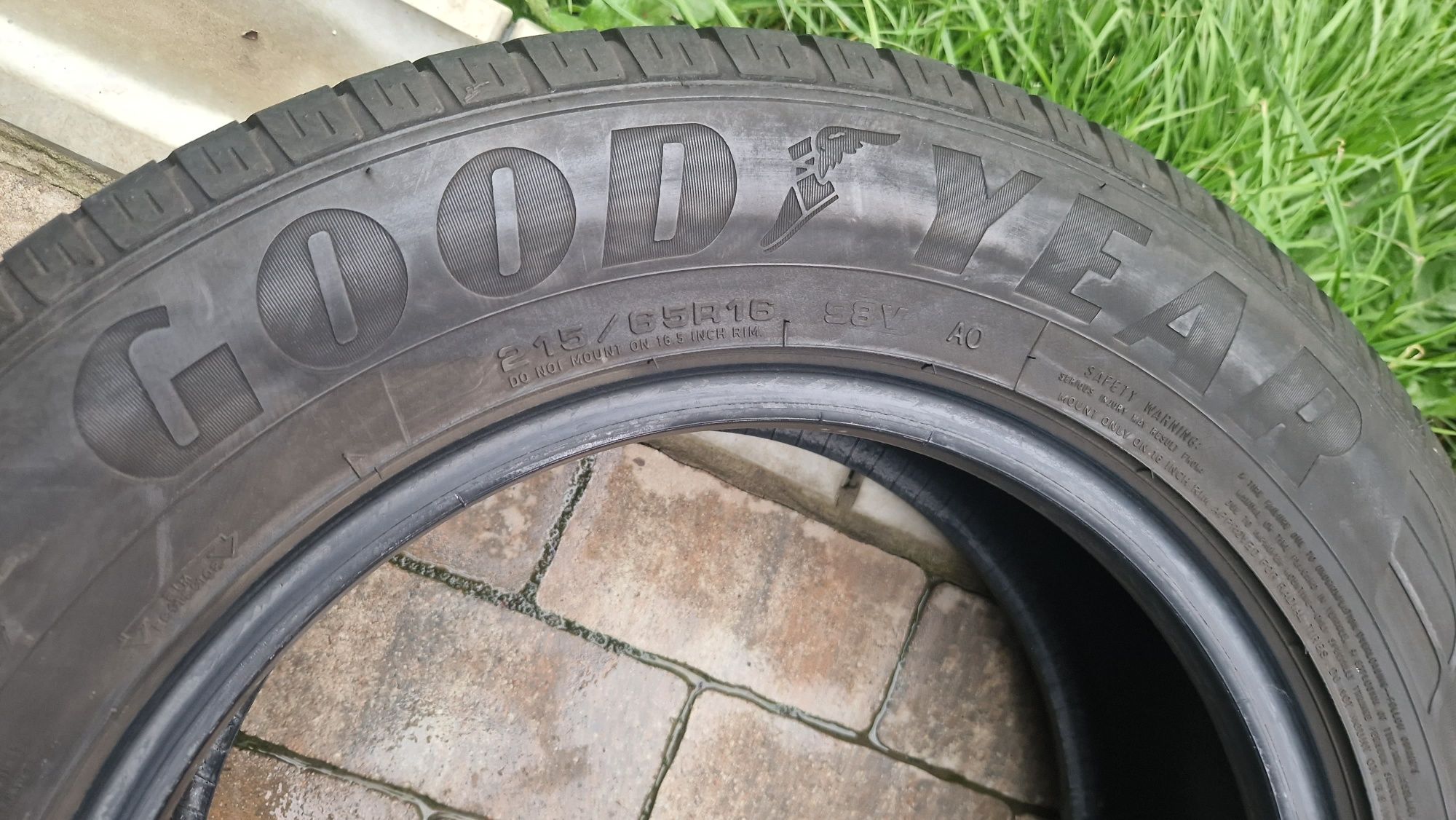 Anvelope vara 215 65 R 16 Goodyear