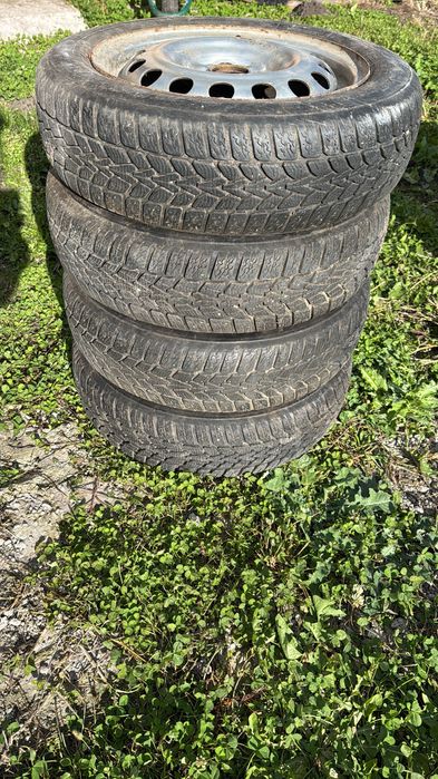 jante tabla cu cauciucuri de iarna 155/65 R14 citroen c1 / peugeot