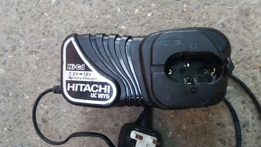 vand incarcator hitachi li -ion