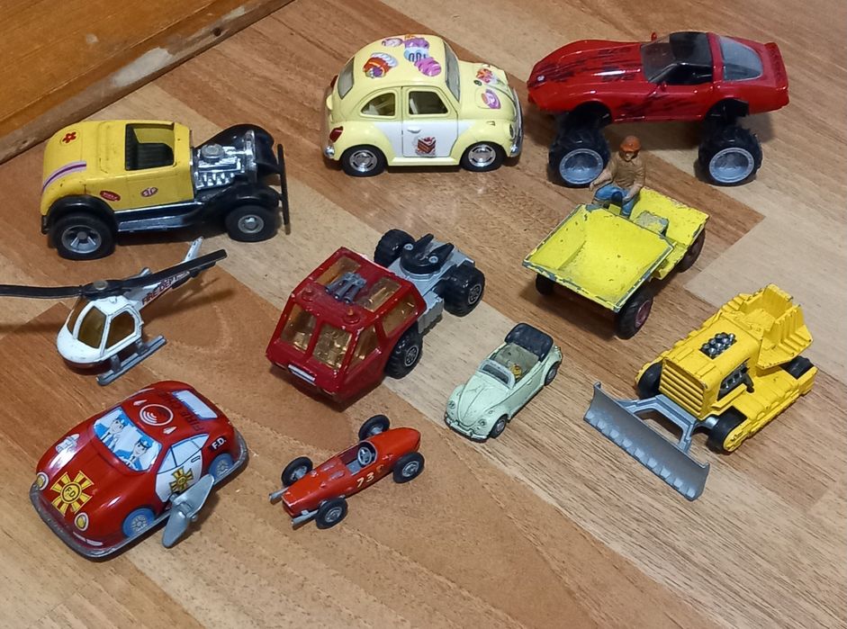 Siku machete si hot wheels