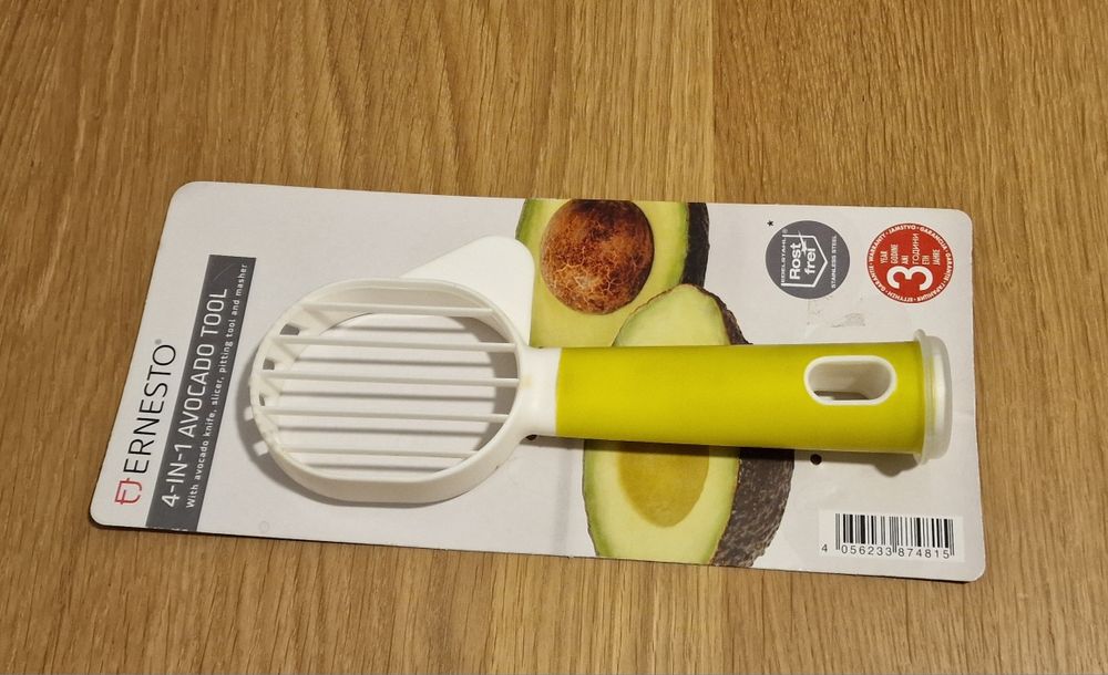 Feliator roșii avocado ananas mere ouă fierte etc.