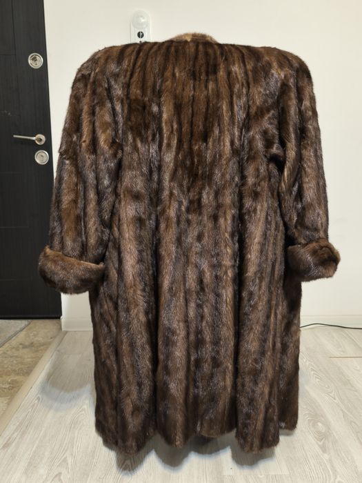 Haina de blana de lux