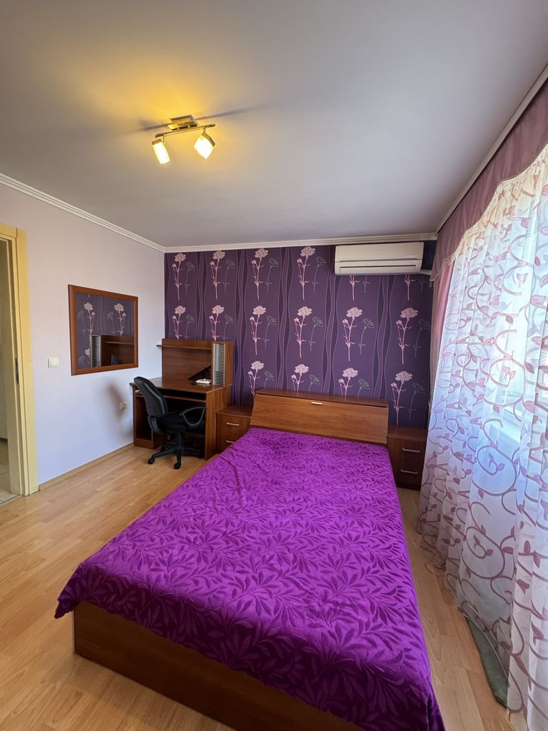 Продава се Тристаен апартамент в Айтос - 90 кв.м за 1078 €/кв.м - Снимка #2