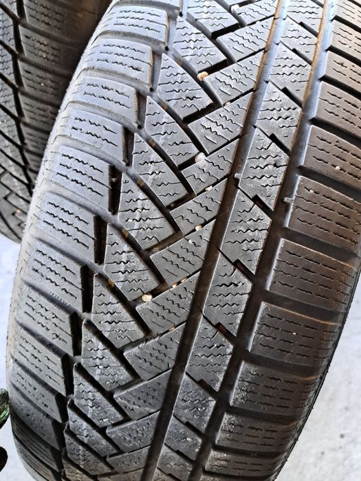 2 anvelope iarnă 235 60 r18 Continental