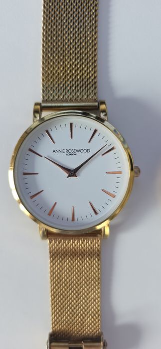 Ceas de mana - de dama Annie Rosewood, Frederic Graff.