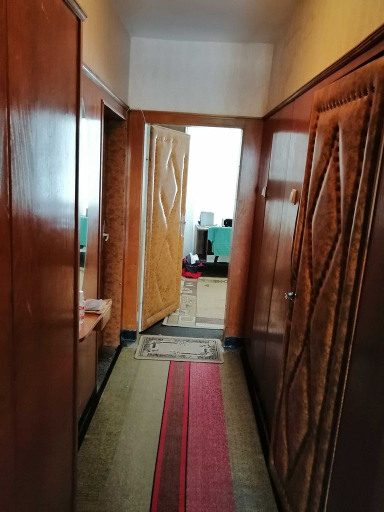 Продава се Тристаен апартамент в Плевен, Сторгозия - 85 кв.м за 1118 €/кв.м - Снимка #10