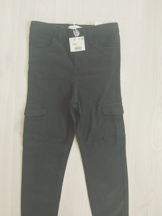 Pantaloni Reserved noi stil blug pt copii unisex mărimea 116