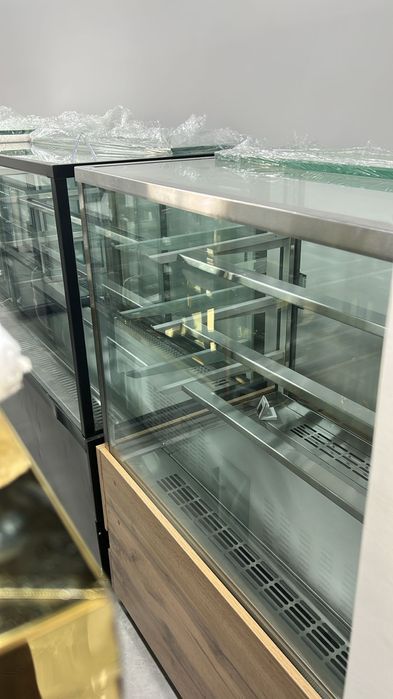 Витрины для бизнеса распродажа холодильное оборудование лари