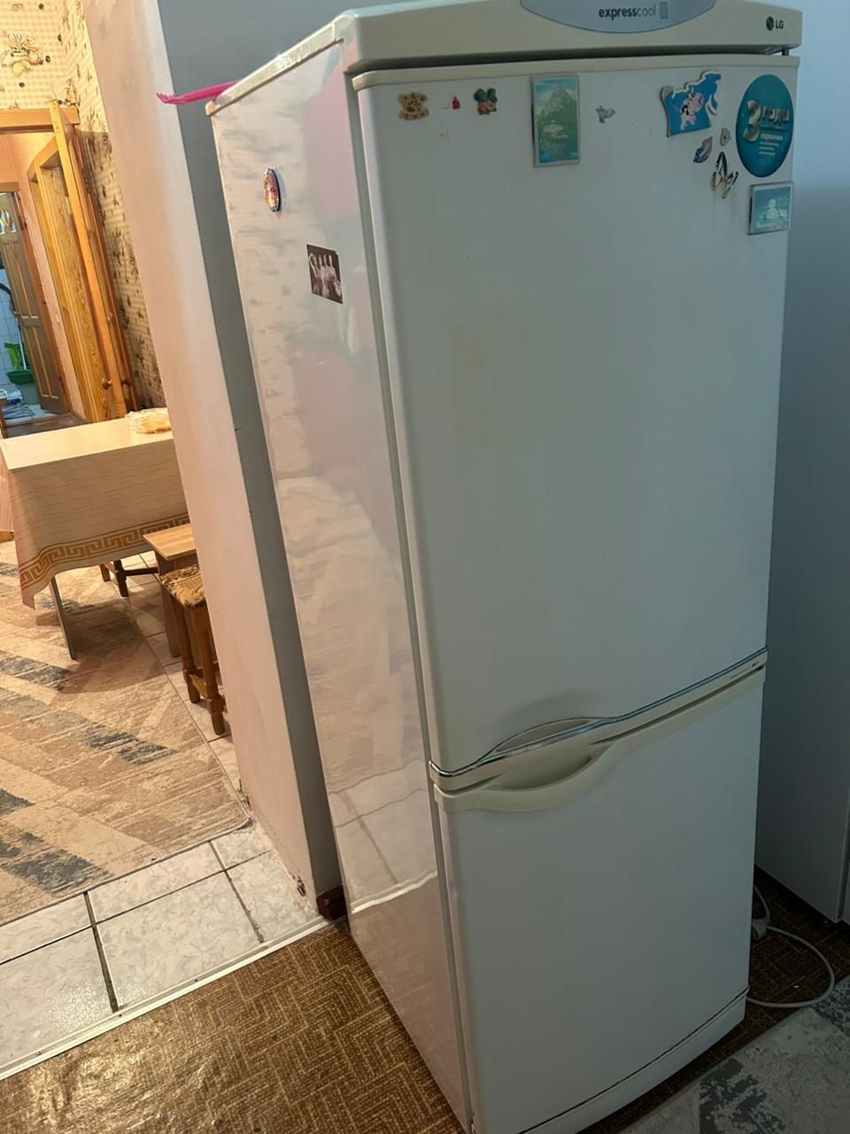Холодильник LG 1.70 см