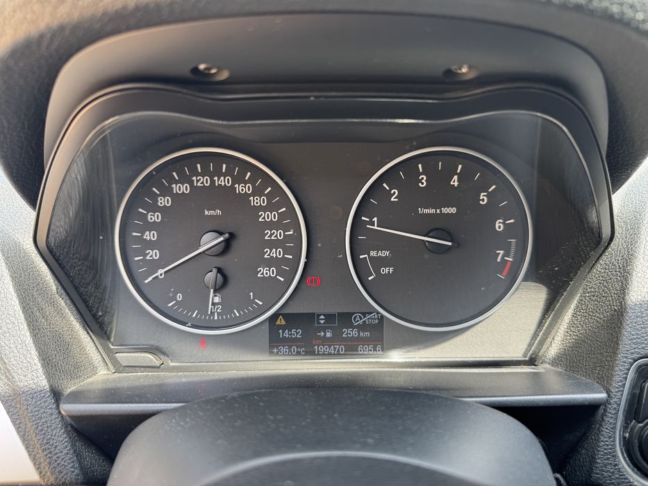 BMW Seria 1 F20 114i 1.6 benzina an fab 2012
