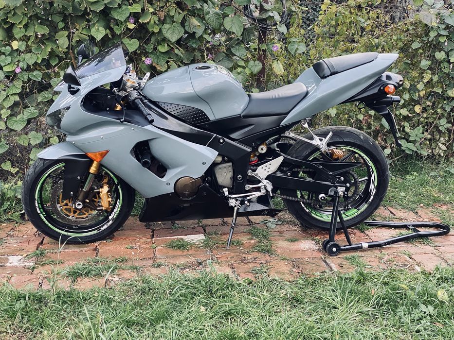 Kawasaki ZX6R 636