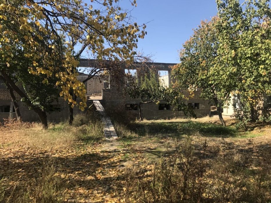 12-соток.Под гостиничный бизнес!Срочно продаётся участок.