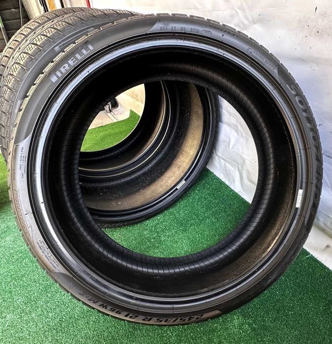 4бр пакет 245/35r21 и 285/30r21 PIRELLI SOTTOZERO зимни