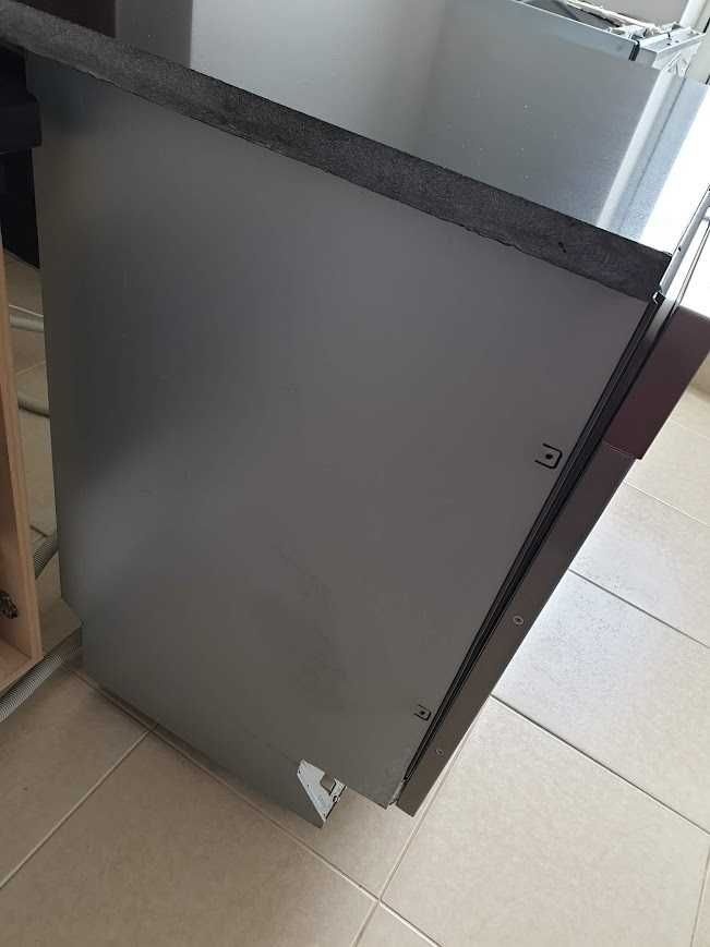 XXL Съдомиялна Miele - Auto Open - 14 Комплекта - Пълно Вграждане 60см