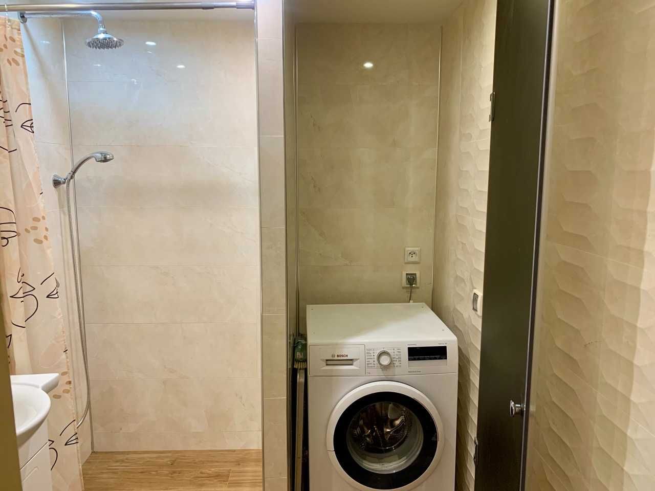 Дава се под наем Тристаен апартамент в София, Малинова долина - 93 кв.м за 600 € - Снимка #14