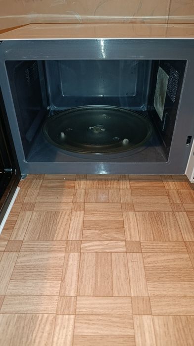 Микроволновая печь