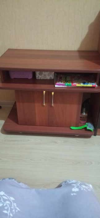 Тумбочка под телевизор