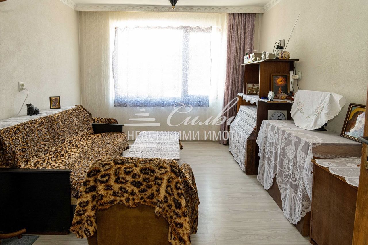 Продава се Етаж от къща в Шумен, Дивдядово - 90 кв.м за 737 €/кв.м - Снимка #2