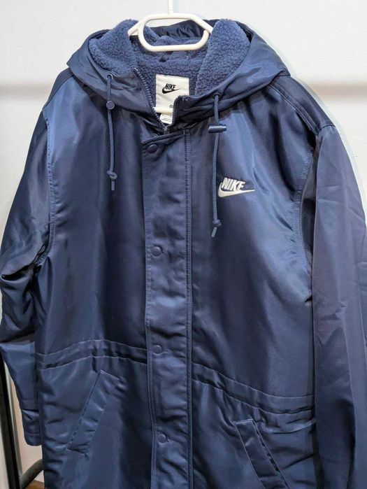 Geacă NIKE S NK Club Stadium Parka Bluemarin